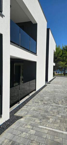 Miliva Apartments